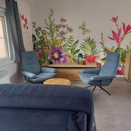 Au Des Bergeronnettes. 소메레우제